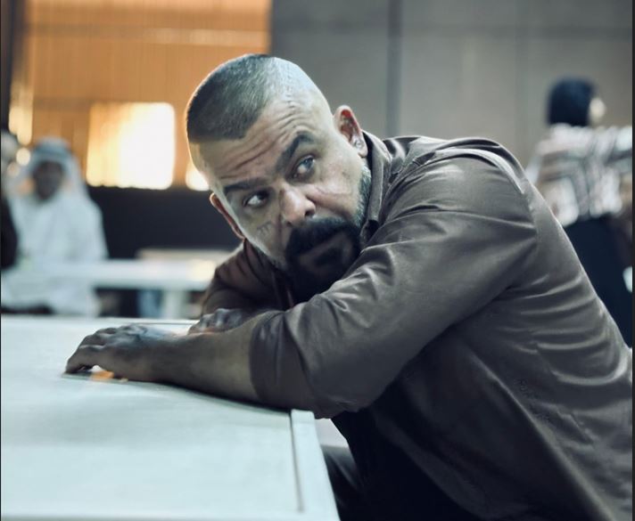 اصابة الفنان الاردني  منذر رياحنة خلال تصوير أبطال الرمال ونقله للمشفى 